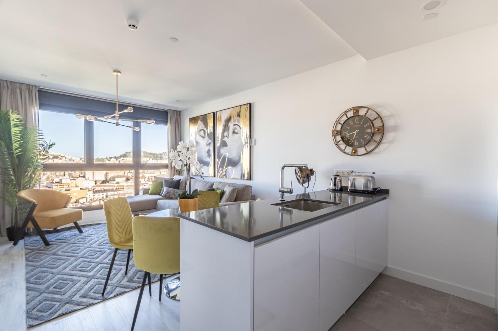 Malaga Skyline 1 Pool & Parking Free Apartment Exterior photo